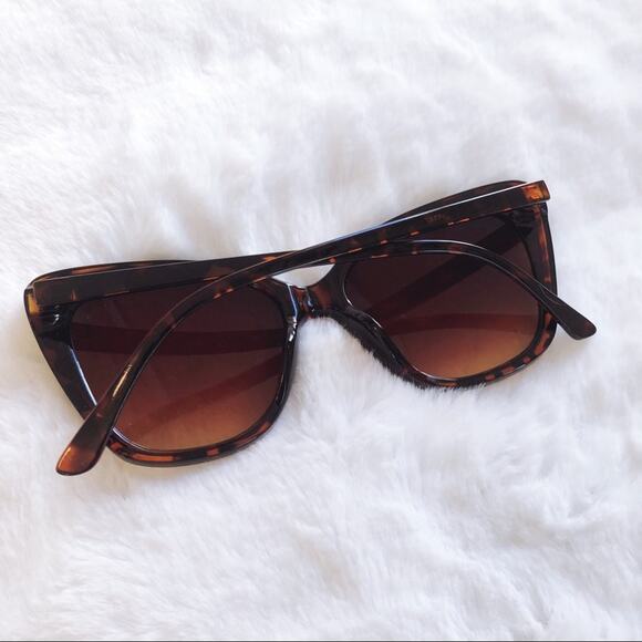 Amelia Tortoise Brown Cat Eye Full Rim Sunglasses - Picture 7 of 9